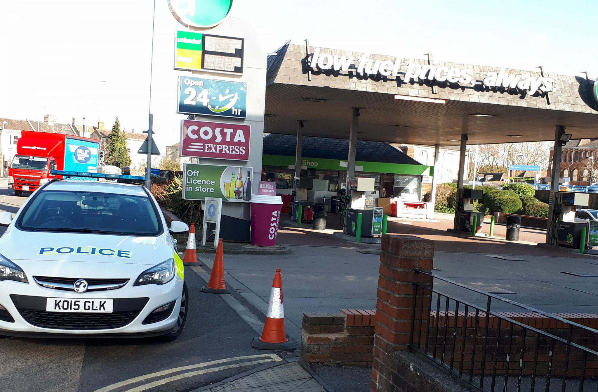 armed-robber-arrested-following-knife-point-raid-on-trowbridge-petrol