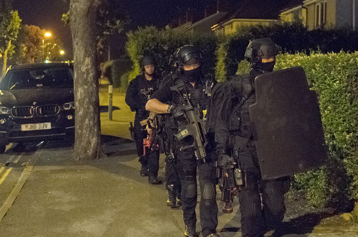 Armed Police Raid House After Crime Scene Put In Place Around Car In Swindon 5985