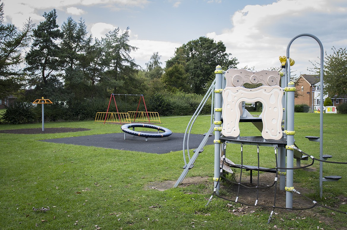 Police called to Swindon play area after man accused of photographing ...