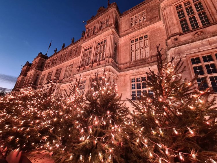 Longleat closed due to snowfall making park unsafe for guests