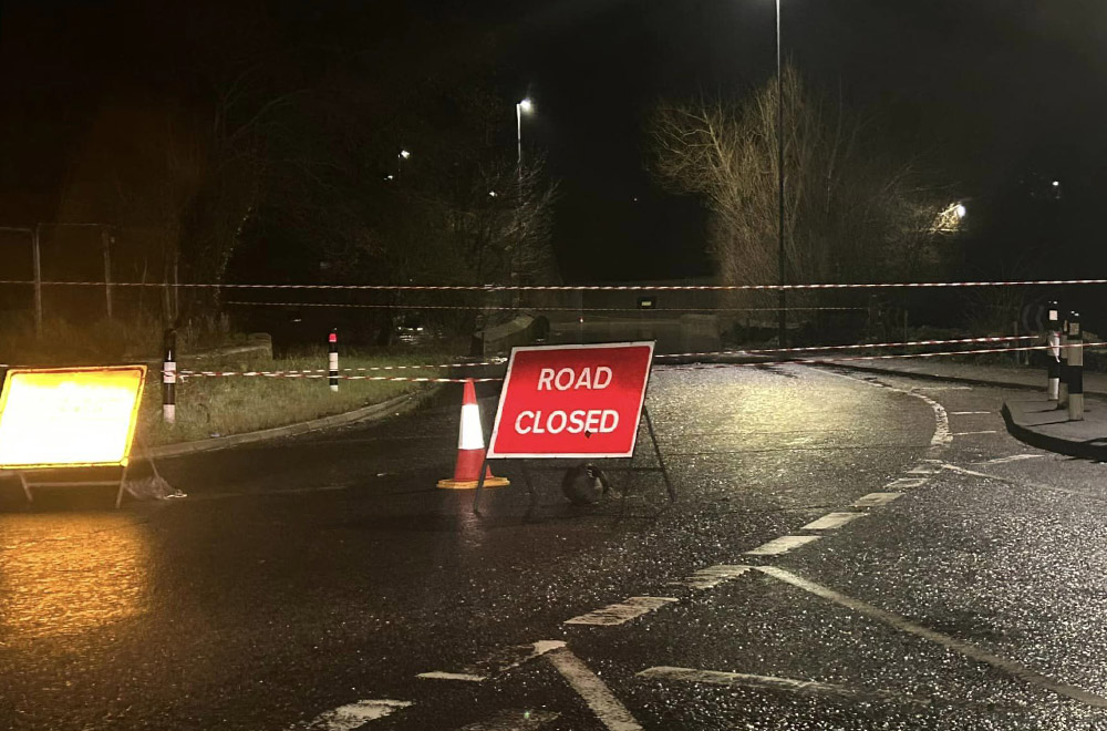 Wiltshire floods and road closures 'Only travel if necessary', police warn