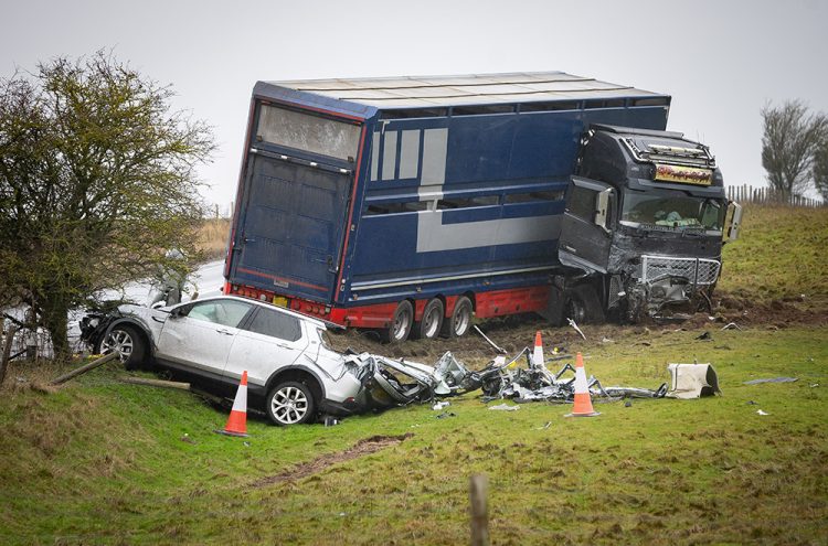 Woman dies in horror crash with lorry on A303 near Stonehenge